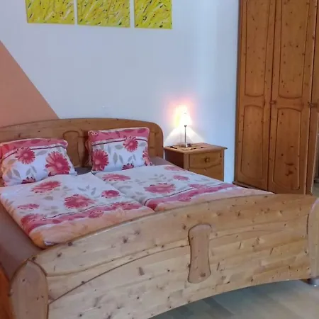 Mayr-eichberg, Familie Berndl Farma