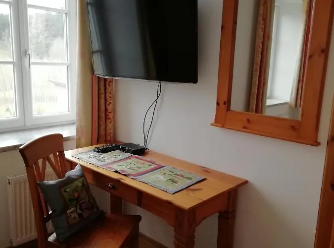 Mayr-eichberg, Familie Berndl Lantgård